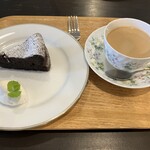 フェリーチェ - 