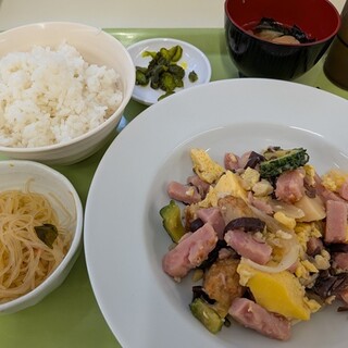 横浜税関食堂 San_1