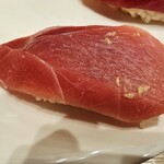 魚力海鮮寿司 - 料理写真:本まぐろ中とろ。