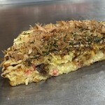 もみじ亭 - 大きめの油カスがゴロッと入って 噛むとジューシー