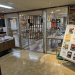 凸凹29ごはん(デコチカ) - 店内入口