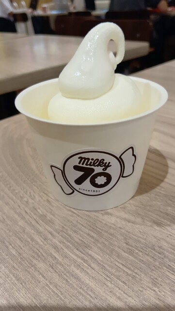 milky70 since1951 スナモ店 - 南砂町/ソフトクリーム | 食べログ