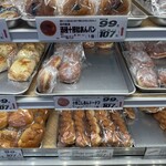 쓰루야 미요타점 - パンコーナー