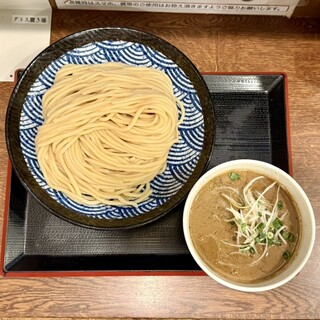 自家製麺つけそば 九六 - 料理写真:鶏魚介つけそば 中300g(1,000円)