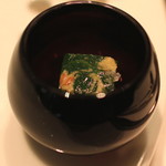 ア・ニュ ルトゥルヴェ・ヴー - アヴァンアミューズ　(ほうれん草と松の実を使った “テリーヌ）　(2015/04)