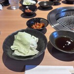 出芽金 - 