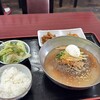 ホルモン鉄板焼 とんどん亭 - 