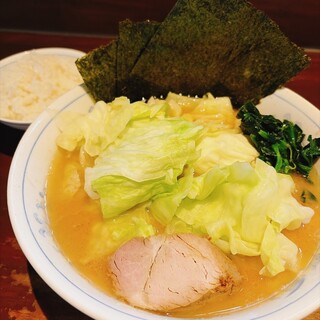 横浜家系ラーメン 中島家_0