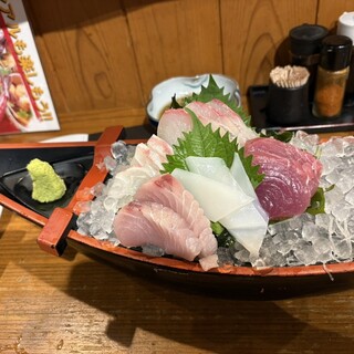 居魚屋 網元 別邸_1