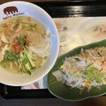 スパイシーマーケット - 料理写真:豚肉パッタイBセット冷たい米粉タイラーメン