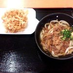 Marufukuudon - 肉うどん＆かき揚げ