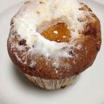 ゴントラン シェリエ - アプリコットとラズベリーのマフィン（250円）