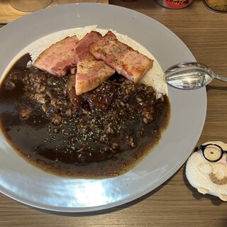 元町欧風カレー タンガロンガ_0