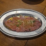 新時代 - 白レバ刺し胡麻油