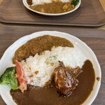 カレーのち珈琲、ときどきワイン - 他の人のコメントとは違い この日(初日)のカレーは両方激辛