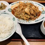 日高屋 - 料理写真:「バクダン炒め定食」860円税込み♫