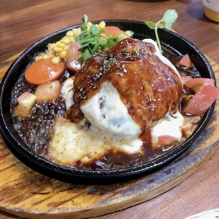 山中湖畔のステーキ酒場_1