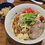 Ramen life 騰 - 料理写真:【限定】冷やしまぜそば＋肉かすアブラ　1200＋150円