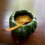 遊形 サロン・ド・テ - 白湯に好みで入れるあられ