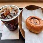 リトルマーメイド - 料理写真:アイスコーヒー レギュラー、甲子園あんぱん
