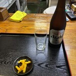 味処 千楽 - 焼き鳥セットのビール