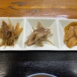 味処 千楽 - 自家製漬け物3点盛り