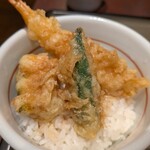 Wakashachiya Kumagaya eki ten
