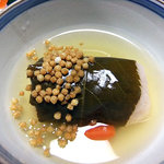 ふじや旅館 - ４月の夕食（桜蒸し)