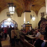 Hofbräuhaus - 広い店内