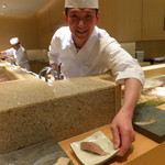 築地すし好 JIN仁 - 佐藤店長＆トロのあぶり