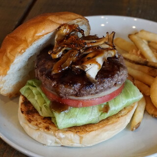GEORGE'S BARger_1