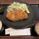 とろけるハンバーグ 福よし - 料理写真: