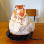 テテ - 料理写真:横からの図