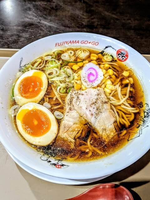 フジヤマゴーゴー シアトルラーメンスタンド （FUJIYAMA GO☆GO