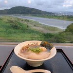 麺や厨 - 料理写真:味玉しっ鶏そば