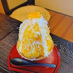 SAKURAYA - ココナッツマンゴーマウンテンかき氷