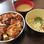 千扇 - 焼き鳥丼定食　700円
