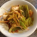 豚豚豚 - 付け合せのネギサラダ。