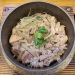 小料理屋 禅美庵 - 鶏ごぼうの釜飯