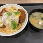 松のや - 料理写真:超厚切りリブロースかつ丼!