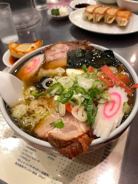 Hourai Ken Honten - Kanente/Ramen | Tabelog