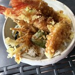 地粉や - 天丼は海老が2本
