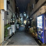 ヴィーコロ月島 - もんじゃ通りから撮影