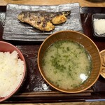 炭火焼干物食堂 しんぱち食堂 - 