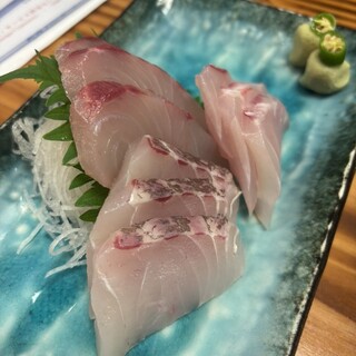 八丈島郷土料理 梁山泊_1