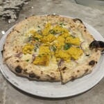 pizzeria pieno - 嶽きみバター醤油(限定)