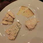 グロリエット - チーズ盛り合わせ