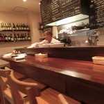 グロリエット - 落ち着いた店内