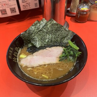 横浜家系ラーメン 竹むら家_0