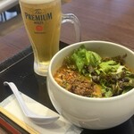 鶏白湯麺 蔭山樓 - この日はビールも